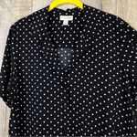 Maison Jules Medium Button Front Short Sleeve Black Top with White Polka… Photo 6
