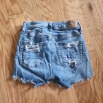 American‎ Eagle Womens Shorts Size 00 Light Wash Distressed Frayed Hem Blue Photo 2