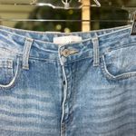 Vervet  Super High Rise Distressed Mom Jeans NWT Size 26 Style-VT1151 Photo 5