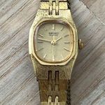 Seiko  Vintage Ladies Watch Gold-Tone Bracelet, Case, Dial, Markers, Hands Photo 5
