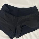 Lululemon Speed Short 2.5” Photo 0