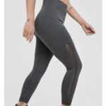 Aerie Offline‎ By  NWT Hi-Rise 7/8 Leggings Braided Ribbed Gray Size L Seamless Photo 1