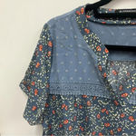 Bloomchic Short Flutter Sleeve Blur Floral with Eyelet Detail Blouse size 10 Photo 2