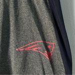 NFL  Team Apparel New England Patriots leggings grey with blue side size xl Photo 2