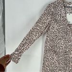 DR2 Soft Pink Gray Leopard Print Chiffon V Photo 3
