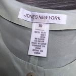 Jones New York  100% Silk Button Down Blouse Light Green Short Sleeve Size 10 Photo 6