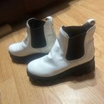 Circus by Sam Edelman Chunky White and Black ‘circus’ Ankle Boots women 7 Photo 1