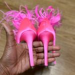 Jessica Simpson feather shoes Photo 8