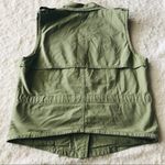 Madewell Modern Safari Utility Vest in Green Small Photo 7