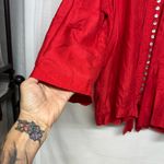 Elegant Red Button Photo 3