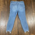 Good American  Ankle Cropped Jeans with Distressed Hem Photo 5