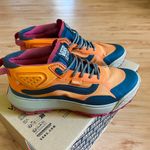 Vans MTE Crosspath Mid Shoe Marmalade Women 10.0 US Mens 8.5 US Photo 9