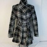 Me Jane ladies  coat size S Photo 0