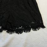 Women's Sleeveless V Photo 9