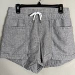 Athleta Cabo Linen 4" Short Women's 8 Gray Pockets Lightweight Activewear Beach Photo 5