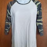 Hybrid Apparel Camo baseball tee Photo 0