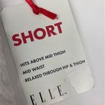 Elle  White Embroidered Flower Chino Short Size 10 NWT Photo 3