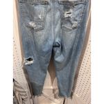 American Eagle Outfitters Women's Size 8 Distressed Light Wash Denim Jeans Photo 8