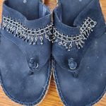 Bare Traps Karma Beaded Flip Flops in Dark Navy Size 7 Navy Boho Sandals Blue Photo 3