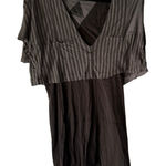 Seneca Rising Size 2 Gray Striped V Photo 0