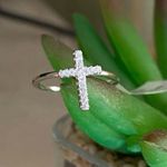 Sterling Silver Cross Cz  Ring Size 4 Photo 0