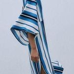 H&M V-neck kaftan dress Photo 0