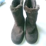 Airwalk  9.5 Suede Brown Fur Trimmed Boots Photo 1