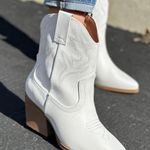 Soda White High Top Stitched Cowboys Boots Photo 4