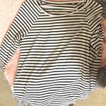 American Eagle Outfitters Long Sleeve Striped Tee Size M Photo 0