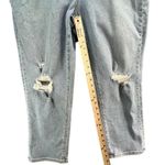 Madewell  Curvy Mom Jeans Womens 32 Light Wash Blue Distressed High Rise Stretch Photo 7