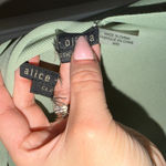 Alice + Olivia NWT Estelle Fitted Long Sleeve Midi Dress - Green Photo 5