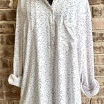 Cosmic Blue Love Roll Tab Sleeve Shirt XL White Hi Low New York Paris Traveler Photo 0