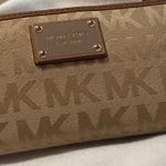 Michael Kors Micheal Kors Wallet Photo 0