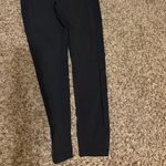 Athleta  Trekkie Hybrid Crop Tight 2 Black Pockets Nylon Spandex Blend Pull On Photo 2