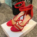 Gibson Latimer Heels Photo 0