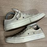 Converse  x Comme Des Garcons PLAY Cream Low Top Sneakers Size 5 Men’s/Women’s 7 Photo 4