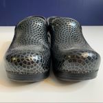 Dansko  Professional Black Gunmetal Metallic Womens Clog Work Shoe 39 8.5 Photo 2