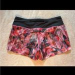 Lululemon Women’s Run Time Pink purple Floral Size 6 Photo 4
