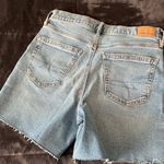 American Eagle strigid super high waisted relaxed ripped denim 6” short Photo 4