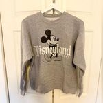 Disneyland Resort Gray Crewneck Sweatshirt Mickey Mouse Vintage Logo Size Medium Photo 1