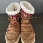 Toms  Alpine Boots Women’s Size 9 Photo 1