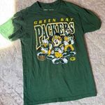 Disney Green Bay packers tshirt Size M Photo 0