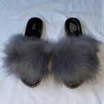 H2R Gray Furry Women's Slippers Size 10 Photo 1