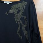 Kenneth Cole Medium Top W/3/4 Sleeves, Ruched Sleeves and Gold Design Photo 2