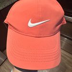 Nike Women’s  hat Photo 0