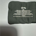 Kindly‎ Yours Sustainable Full Coverage Palm T Photo 8