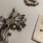 Lot Of 4 Christmas Holiday Brooch Pins Bell / Holly Leaves / Candy Cane / Flower Photo 8