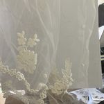 FINAL MARKDOWN Elegant Lace vintage Bridal Veil White Photo 4