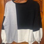 Ecowish Colorblock Sweater Photo 0