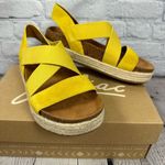 Zodiac NEW  Women’s Savannah Platform Slingback Sandals in Lemon/Yellow 7M Photo 0